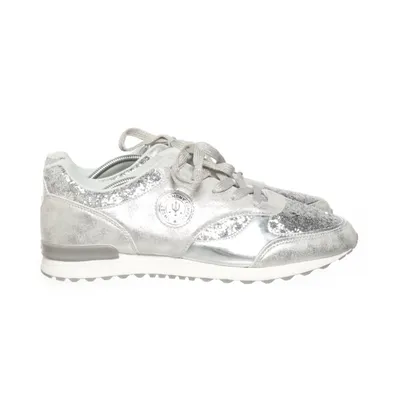 Sneakers (Gray) from U&Me