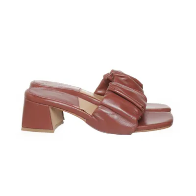 Mules (Rouge) de Studio Untold