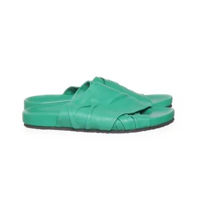 Slip-ins (Green) from Closed