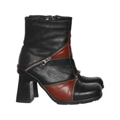 Bottes à talons (Noir, Rouge) de Shellys