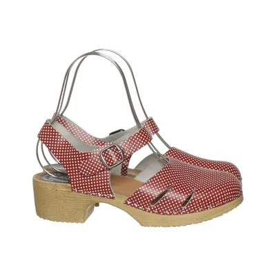 Clogs (Red, White) from Svensk Fotriktig Trätoffel Leather