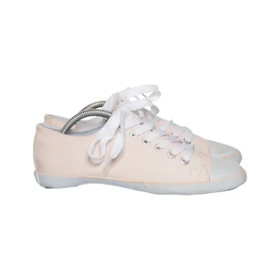 Canvas shoes (Pink, White) from Belle