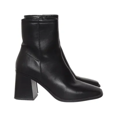 Heeled boots (Black) from Clou
