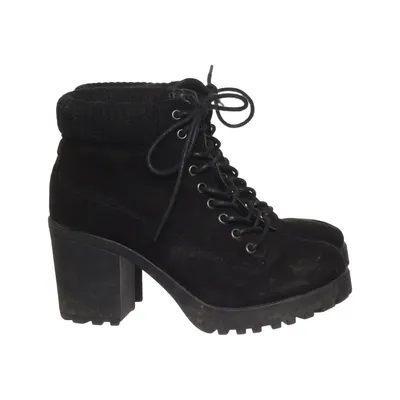 Bottes à talons (Noir) de Rubi