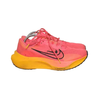 Chaussures de course (Rose, Orange, Noir) de Nike