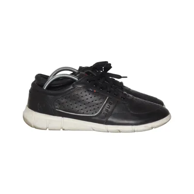 Walking shoes (Black) from Zeus Leather
