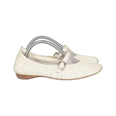 Ballerina's (Beige) van Sarah karen