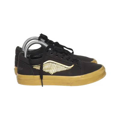 Sneakers (Harry Potter) from Vans x Harry Potter