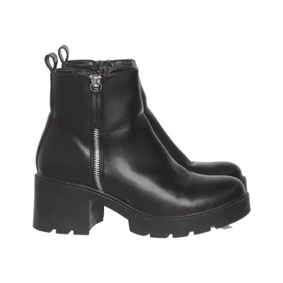 Heeled boots (Black) from Remix