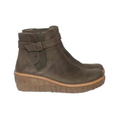 Ankle boots (Brown) from El Naturalista