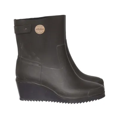 Low rubber boots (Black) from Nokian