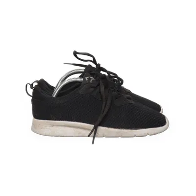 Trainers (Black) from Nonalion