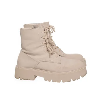 Kängor (Beige) från Bershka