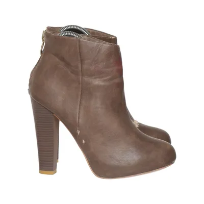 Laarzen met hak (Bruin) van Belle Women