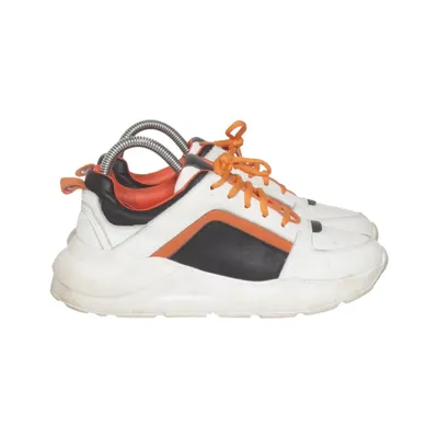 Baskets (Blanc, Noir, Orange) de Rapidsoul
