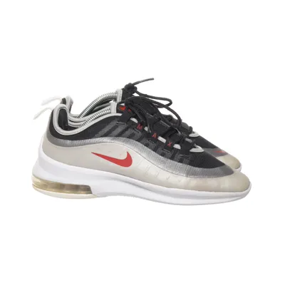 Sneakers (Air Max Axis) from Nike