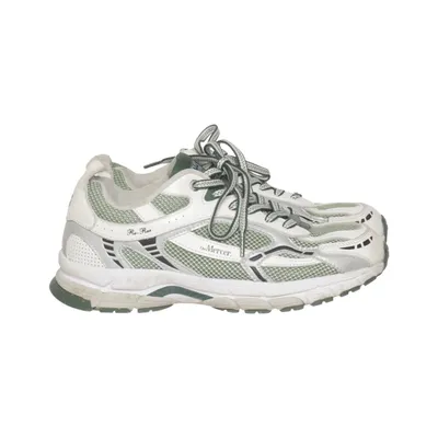 Sneakers (M 225 1004 164) från Mercer Amsterdam