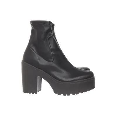 Heeled boots (Black) from Topshop