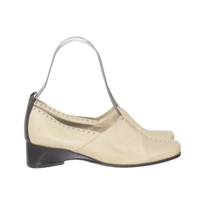 Brogues (Beige) from Brunate