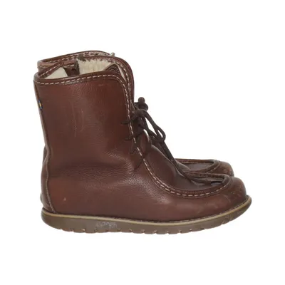Boots (Brun) från Kavat