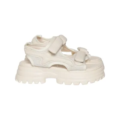 Sandals (Beige) from Shoopen
