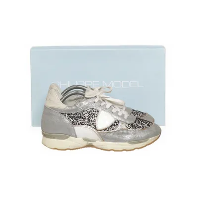 Sneakers (CITY BASSA DONNA STAIN BLACK/WHITE) fra Philippe Model