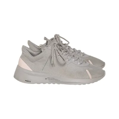 Trainers (AXIONN MESH PWR55 ASH PALE BLUSH-W) from Arkk