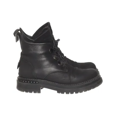 Bottes à lacets (Noir) de QUAZI