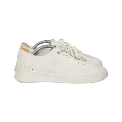 Baskets (Blanc) de Lacoste
