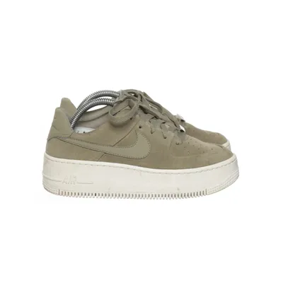 Sneakers (Air Force 1 Sage Low) från Nike