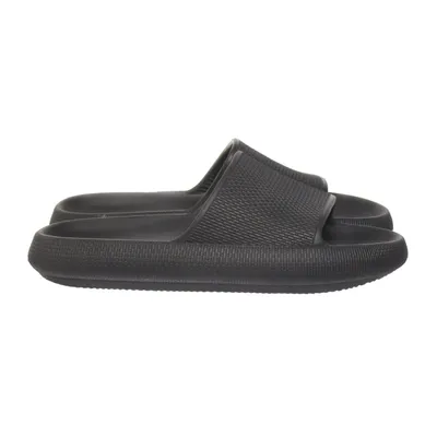 Slip-ins (Black) from New Yorker