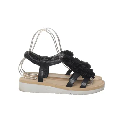 Sandals (Black, Beige) from Queen Lina