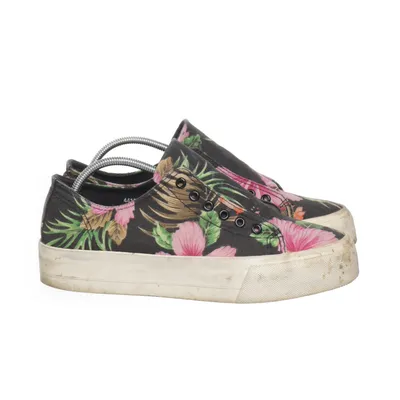 Canvas shoes (Black, Multicolored) from Akira