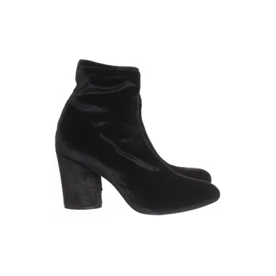 Bottes à talons (Noir) de Public Desire