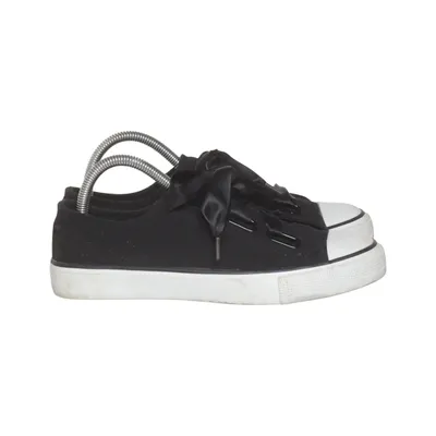 Canvas shoes (Black, White) from Vty