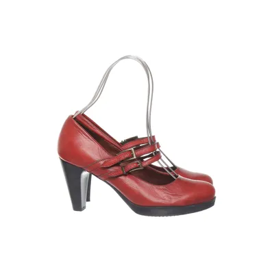 Pumps (Red) from Hispanitas