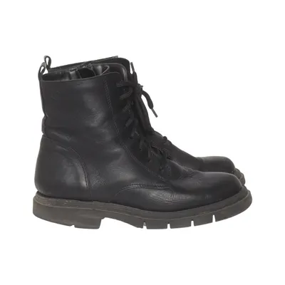 Laced boots (Black) from Tamaris