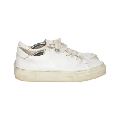 Sneakers (MOORE W) from Sneaky Steve