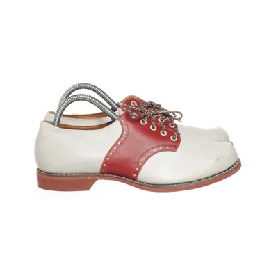 Derbyskor (Vit, Röd, Brun) från Air Flex