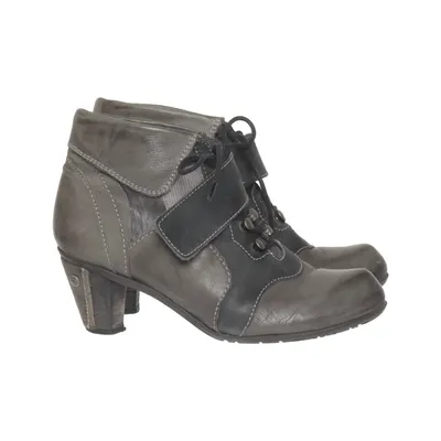 Heeled boots (Gray) from Dkode