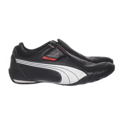 Walking shoes (Black) from Puma