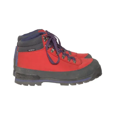 Hiking boots (Red, Black, Blue) from Everest