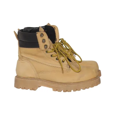 Laced boots (Beige) from Highway