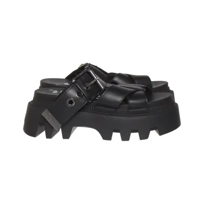 Slip-ins (Black) from Buffalo