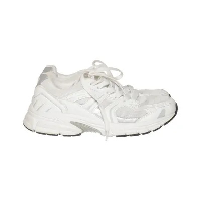 Sneakers (White) from Cult