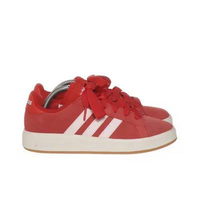 Sneakers (Grand Court) från Adidas