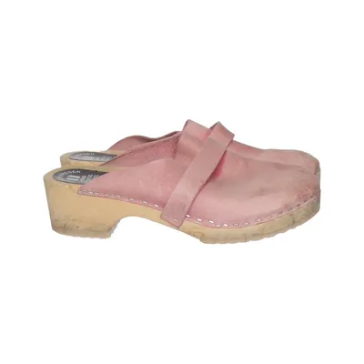 Clogs (Pink) from Svensk Fotriktig Trätoffel Leather