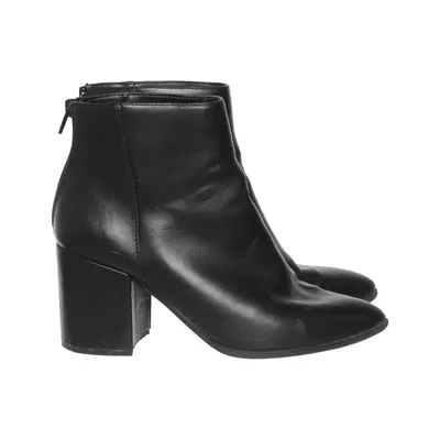 Heeled boots (Black) from Call it Spring