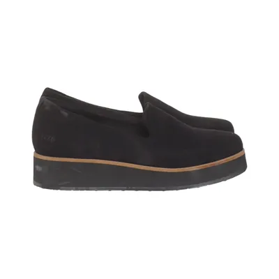 Loafers (Black) from Gram