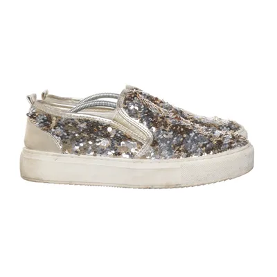 Slip-ons (Gold, Silver) from Primadonna Collection